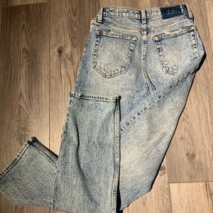 Abercrombie Ultra High rise 90’s jeans